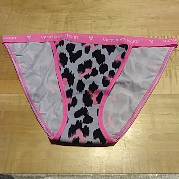 Victoria's Secret Other - 🚨3/$25🚨NIP-VS String Bikini Panty